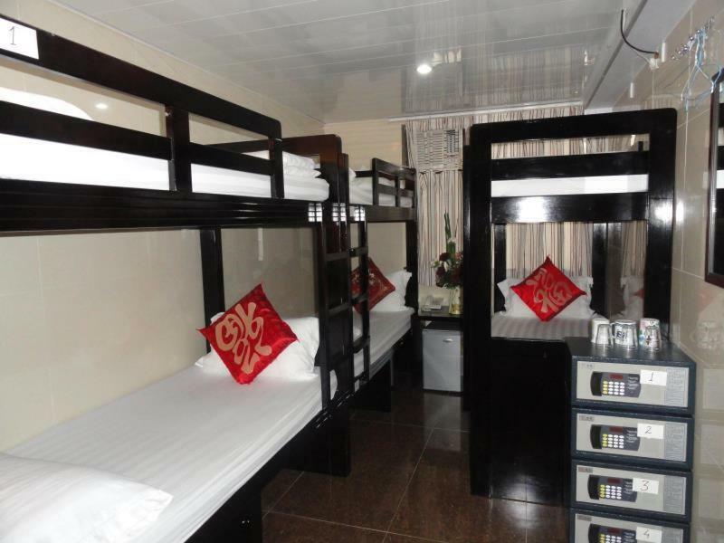 הונג קונג New Day Night Hostel מראה חיצוני תמונה